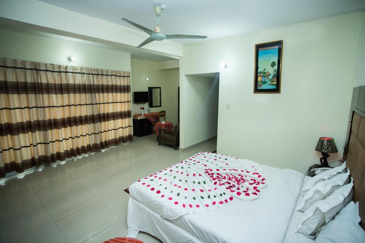 Hotel Mishuk Cox's Bazar Exterior foto
